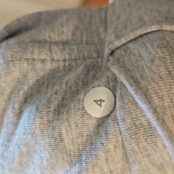 383. Lululemon Split Hoodie - Picture 11 of 11